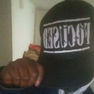 Meet your Posher, Carlton